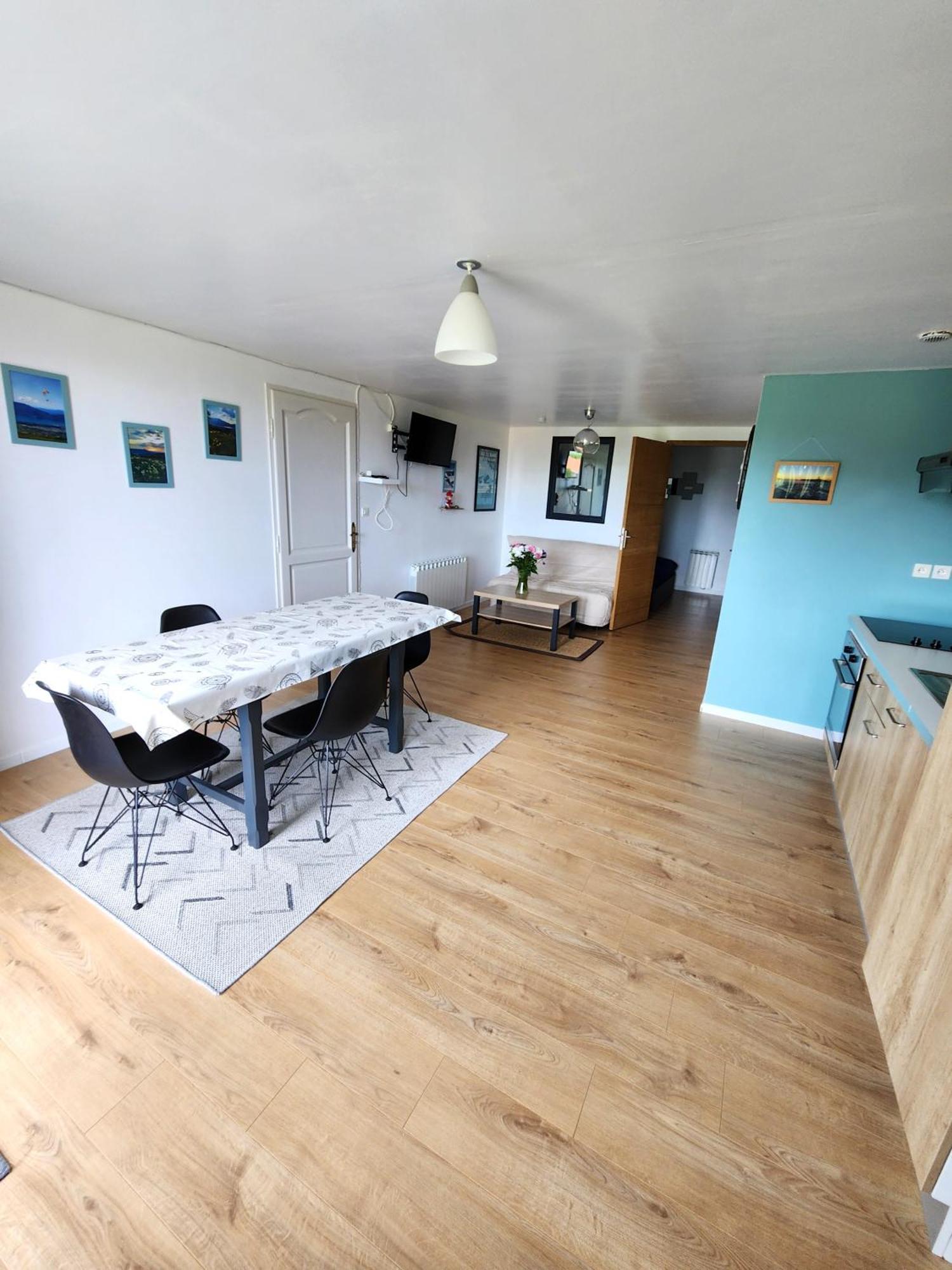Appartement Independant Dans Maison Au Calme Pugny-Chatenod Exterior foto